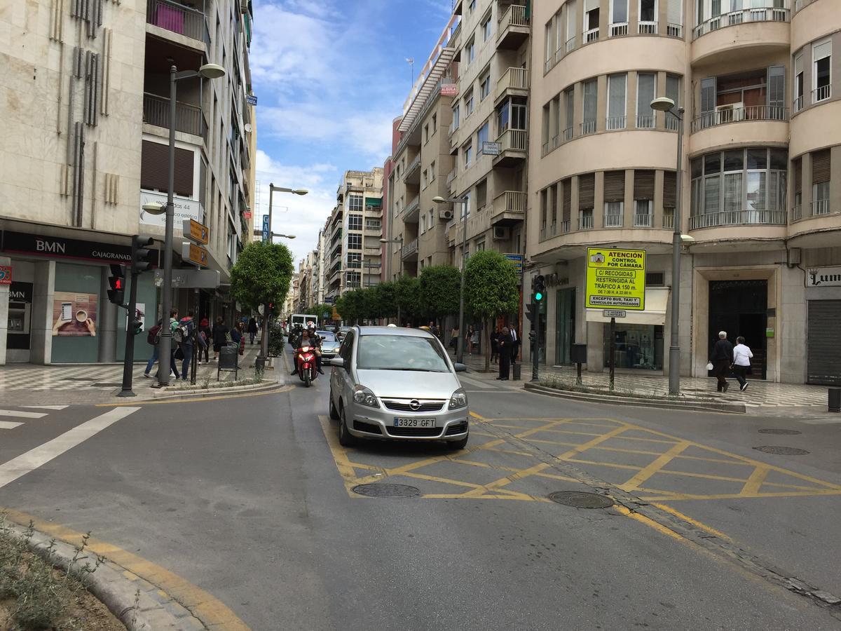 Piso En Calle Recogidas Гранада Экстерьер фото